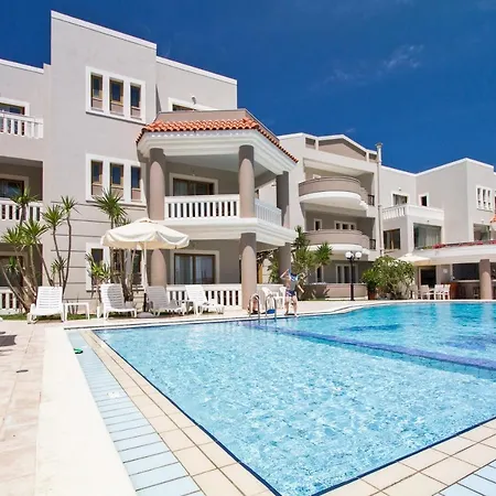 מלון דירות Stavroula Palace 2*